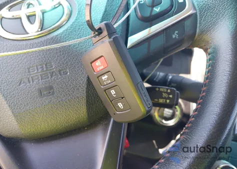 2015 Toyota Camry Se z USA, uszkodzony, nr VIN 4T1BF1FKXFU001403